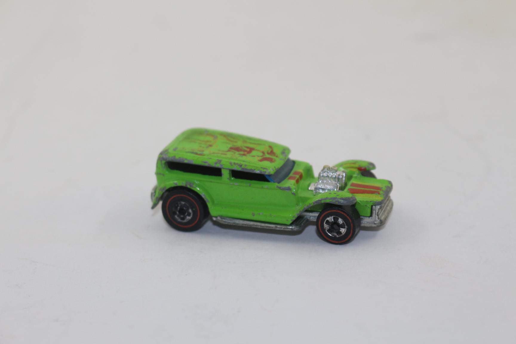 HOT WHEELS ANTIKA PROWLES HONG KONG1