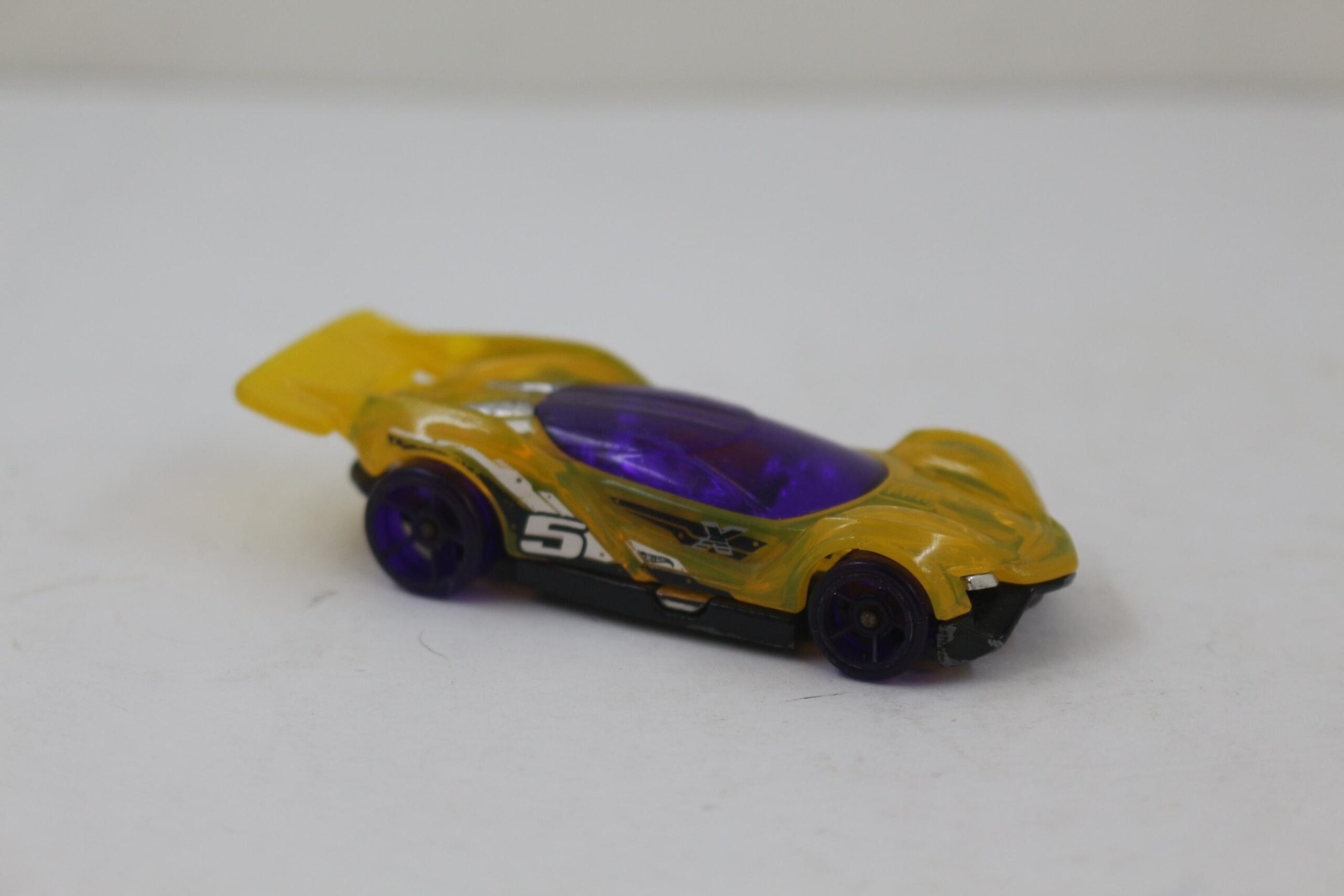 HOTWHEELS ARABA BLITZ SPEEDER1