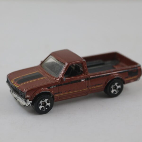 HOTWHEELS DATSUN KAMYONET