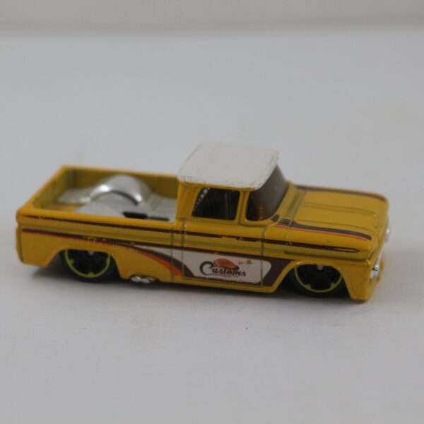 HOTWHEELS MODEL CUSTOM 62 CHEVY