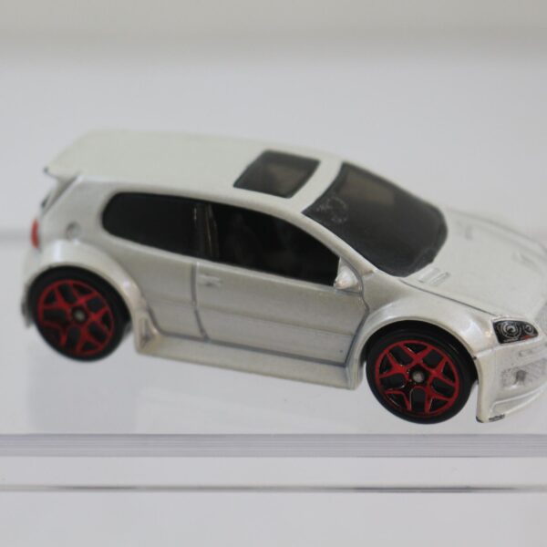 HOTWHEELS MODEL VOLSWAGEN GOLF GT