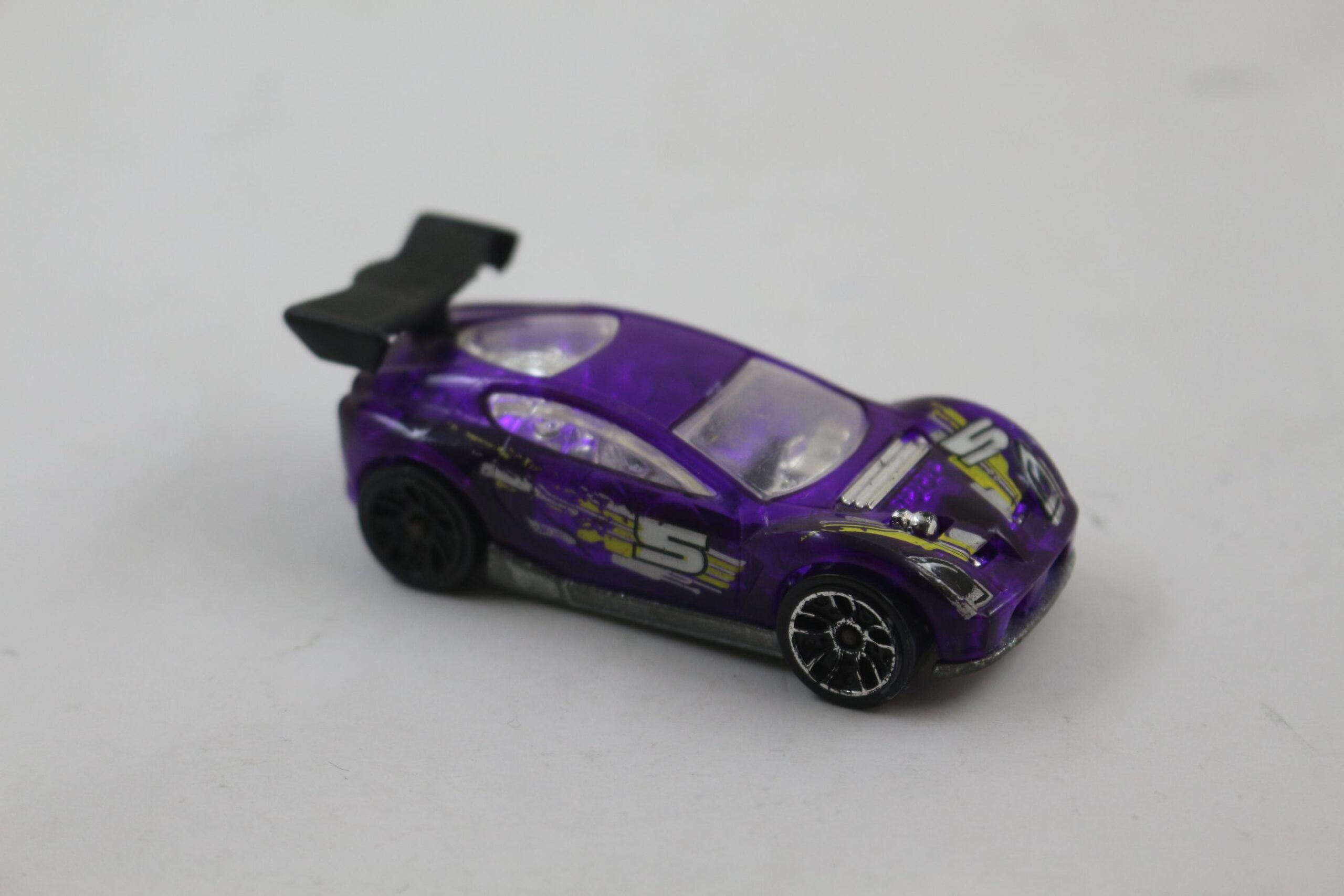 HOTWHEELS SYNKRO ARABA 2