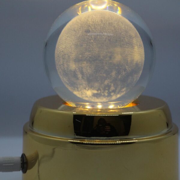 KRISTAL KÜRE LEDLİ  DÖNEN LAMBA HEDİYELİK -PERİ TOZLARI