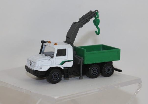 MAJORETTE MODEL KAMYON MERCEDES BENZ ZETROS1