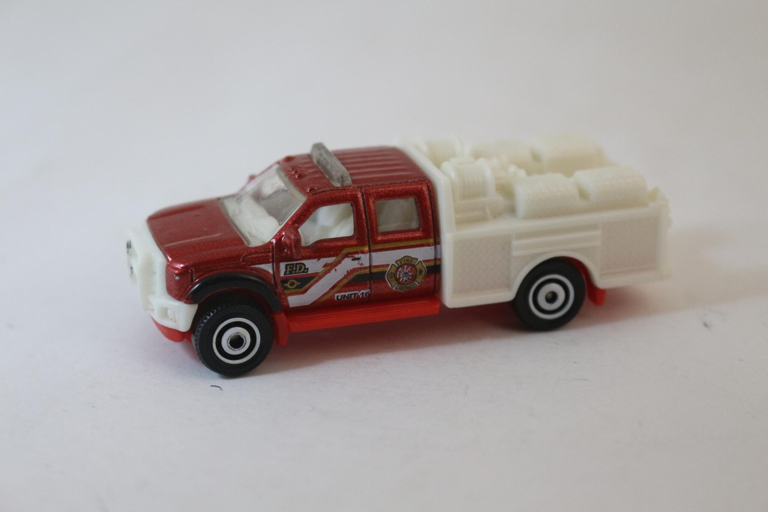 MATCHBOX FORD F-550 DUTY KAMYONET KIRMIZI1