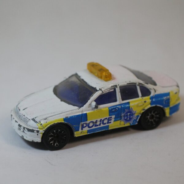 MATCHBOX  FORD FALCON 2001