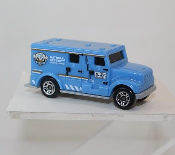 MATCHBOX VAN ARMORED CAR MAVI