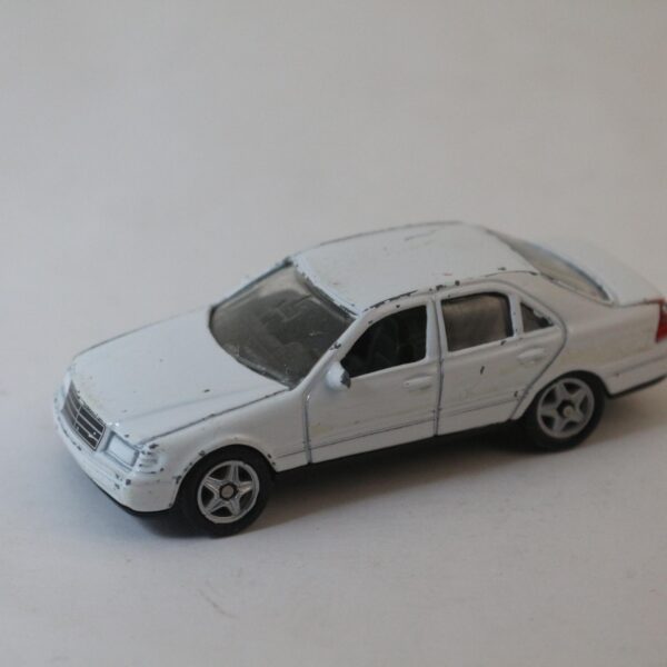 WELLY MODEL   MERCEDES BENZ C CLASS BEYAZ